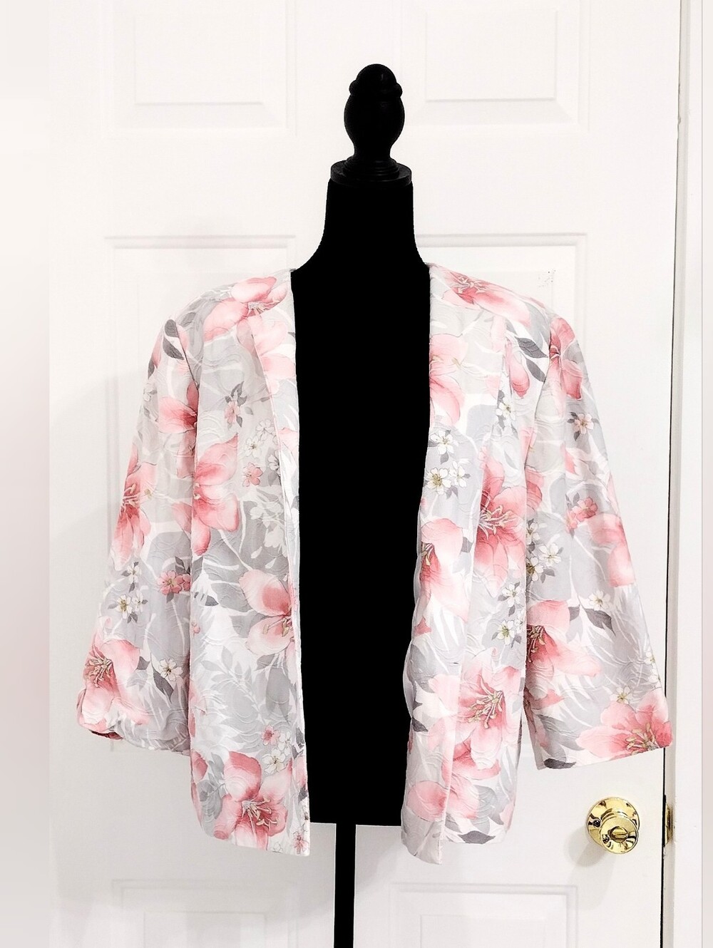 Alfred Dunner Pink & Gray Floral Open Jacket